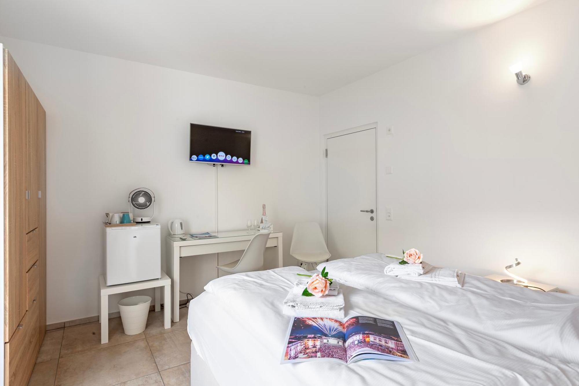 Residenza La Serenata - Happy Rentals Cavigliano ภายนอก รูปภาพ